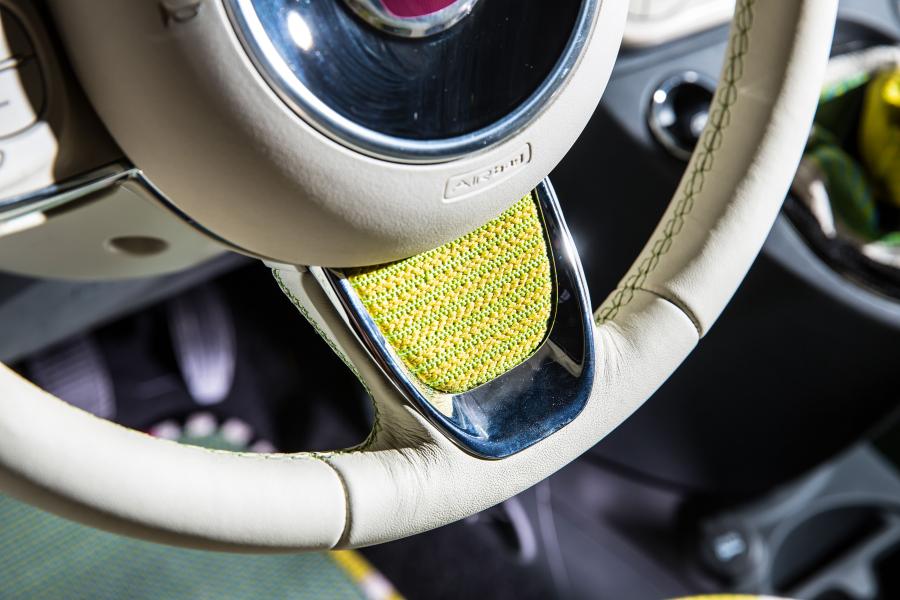 Детали интерьера Fiat 500C Missoni by Garage Italia Customs (312) 2017 года  (фото 5 из 20)